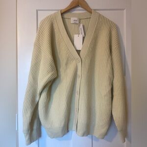 NWT Aritzia Wilfred Storybook Cardigan Medium 100% Merino Wool Ryegrass Yellow